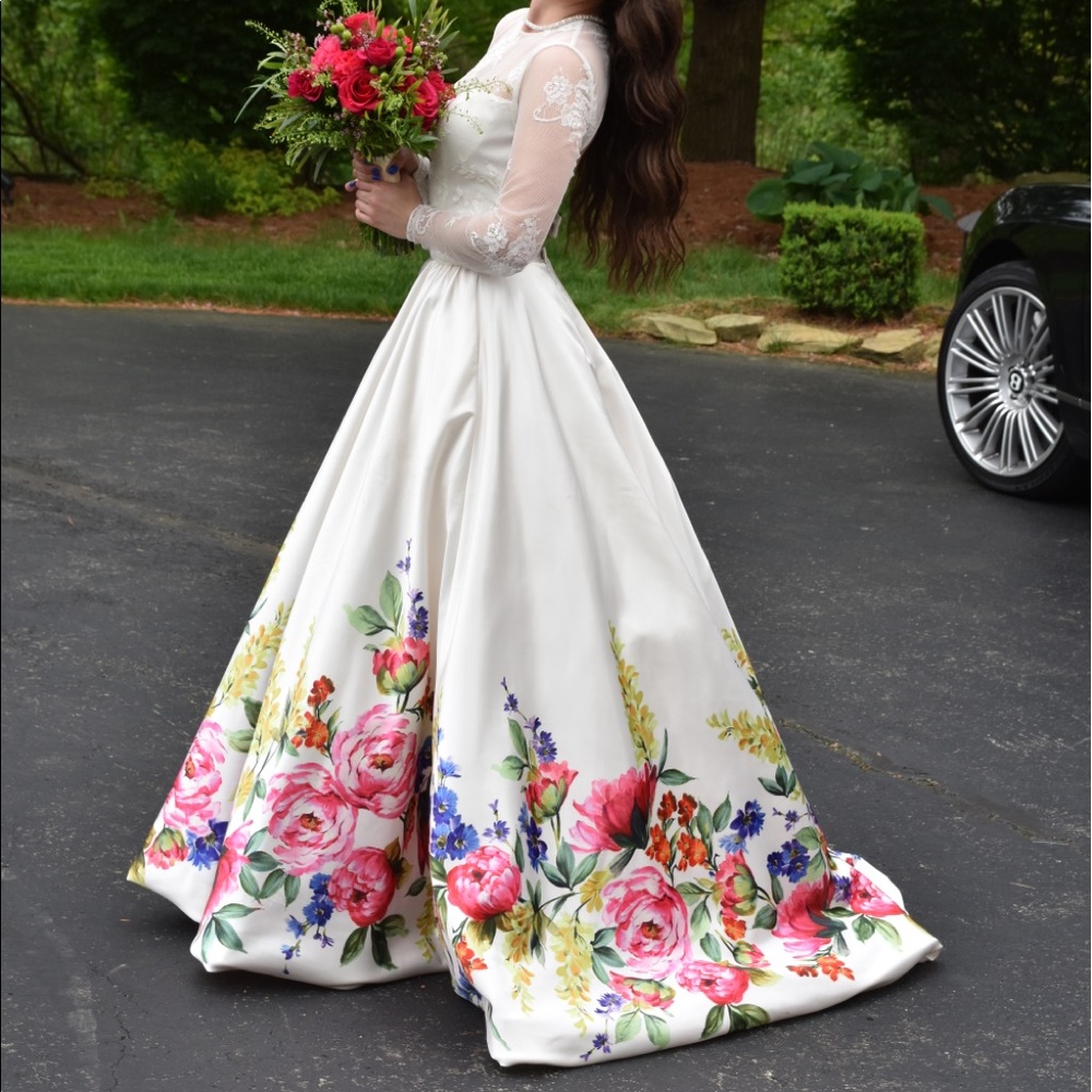 Sherri Hill Prom